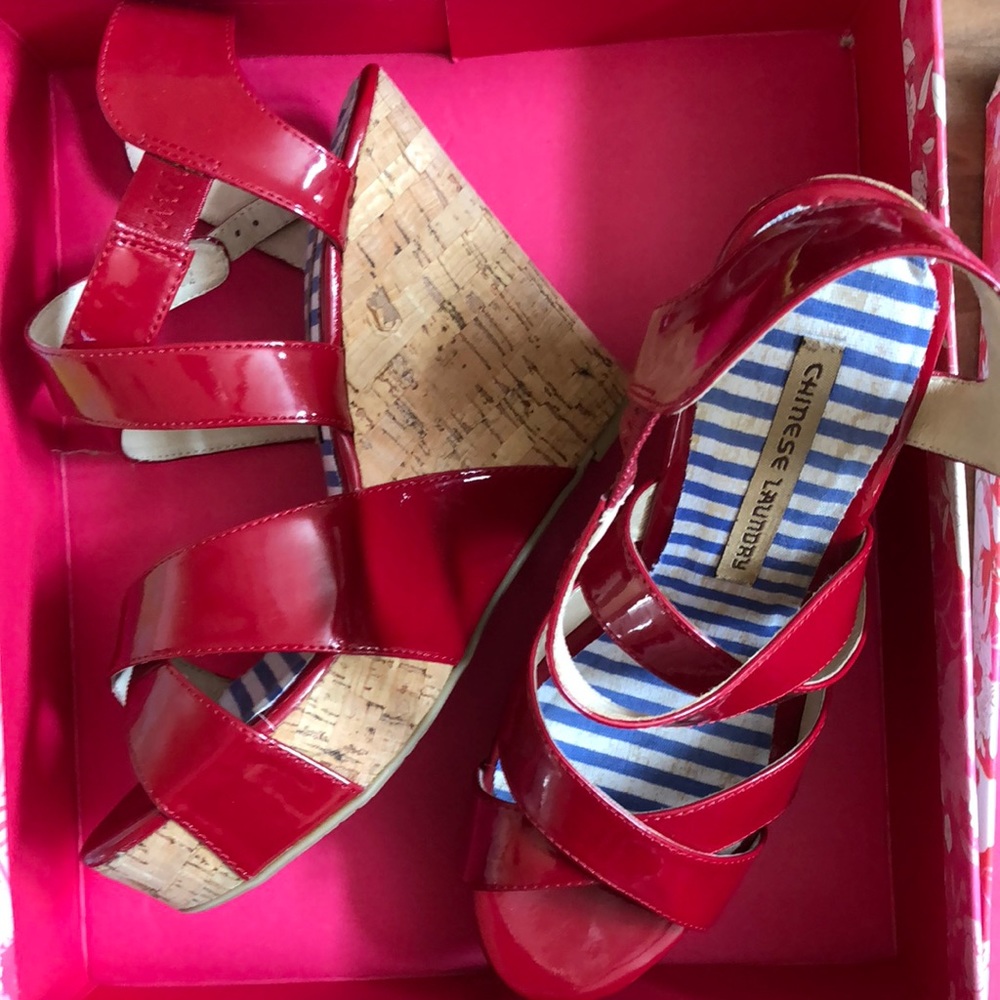 Chinese laundry wedges